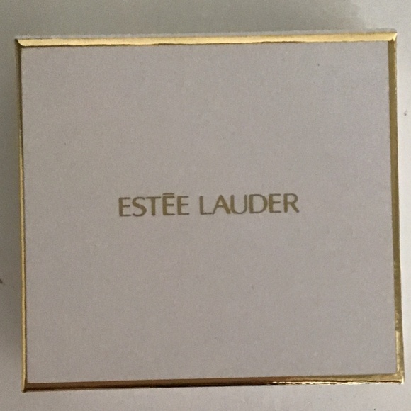 Estée Lauder Limited Edition Le Chic Blush duo (4 gr) - Picture 3 of 5